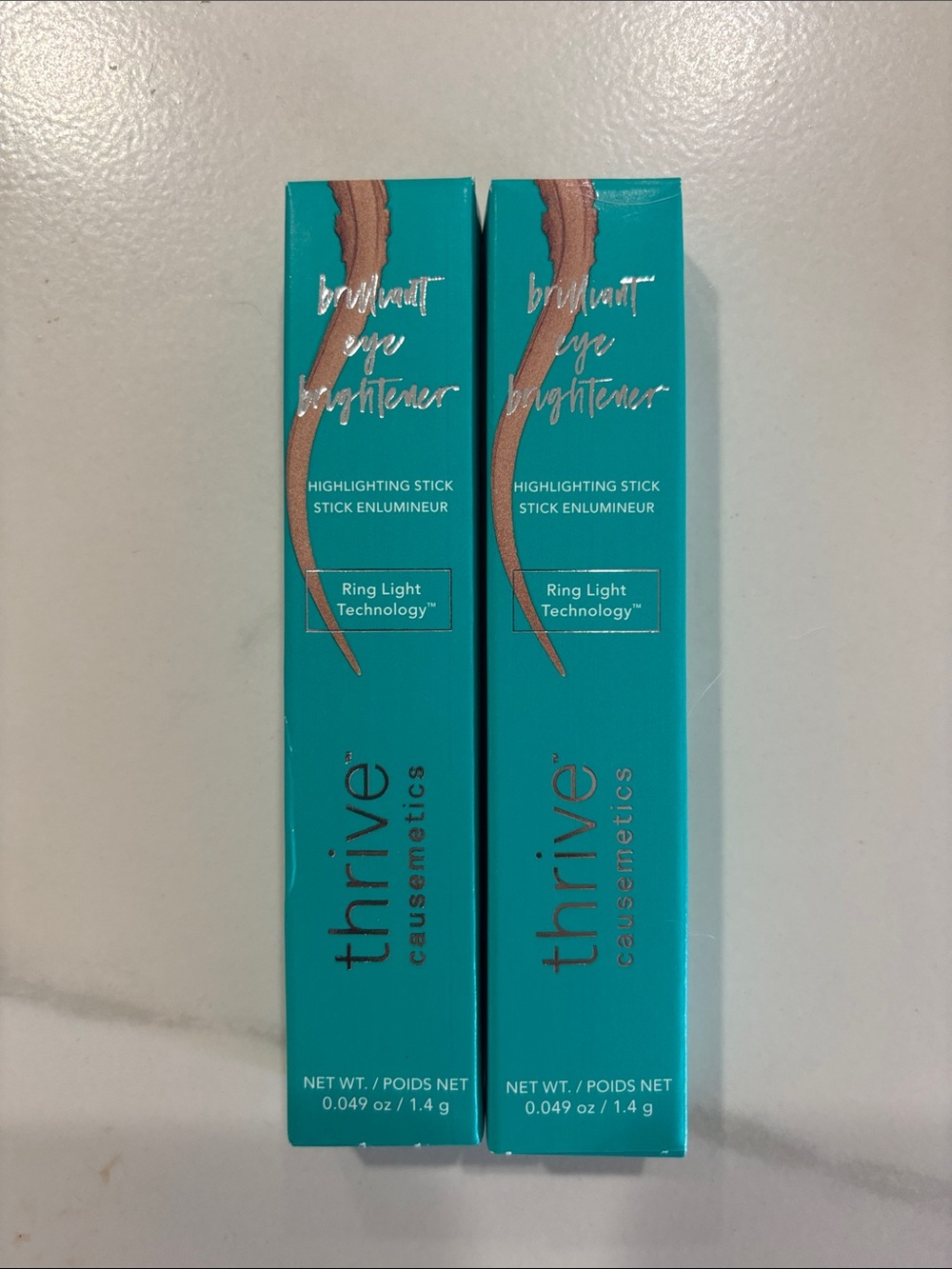 4 new Thrive Causemetics eye brightener stick shadows - Picture 4 of 5